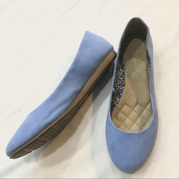 Basic Editions Shoes - NWOT Light Blue Flats Faux Suede Size 8